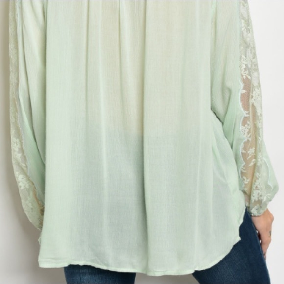 Pale sage mint button-up blouse w/lace detail - Picture 6 of 6